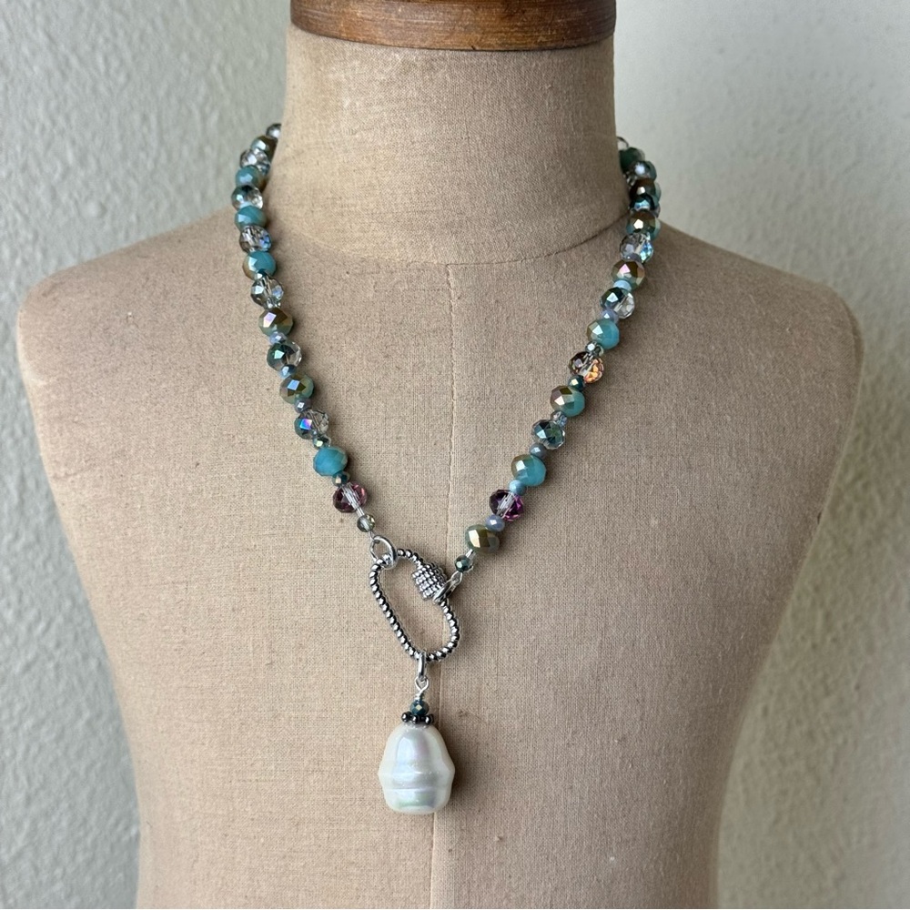 Handmade Crystal Beaded Necklace with Removable Faux Pearl Pendant